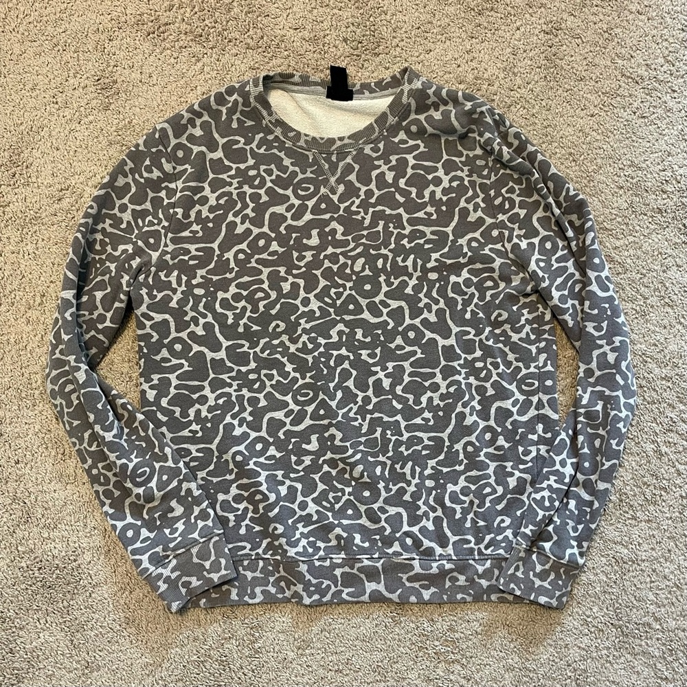 H&M Crewneck sweatshirt “Bape Style” Camo size XL used
